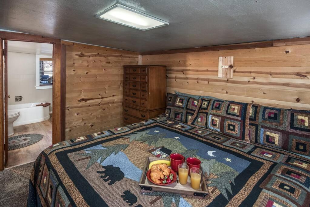 Coyote Cabin - Private Hot Tub - Upper Canyon Руідозо Екстер'єр фото