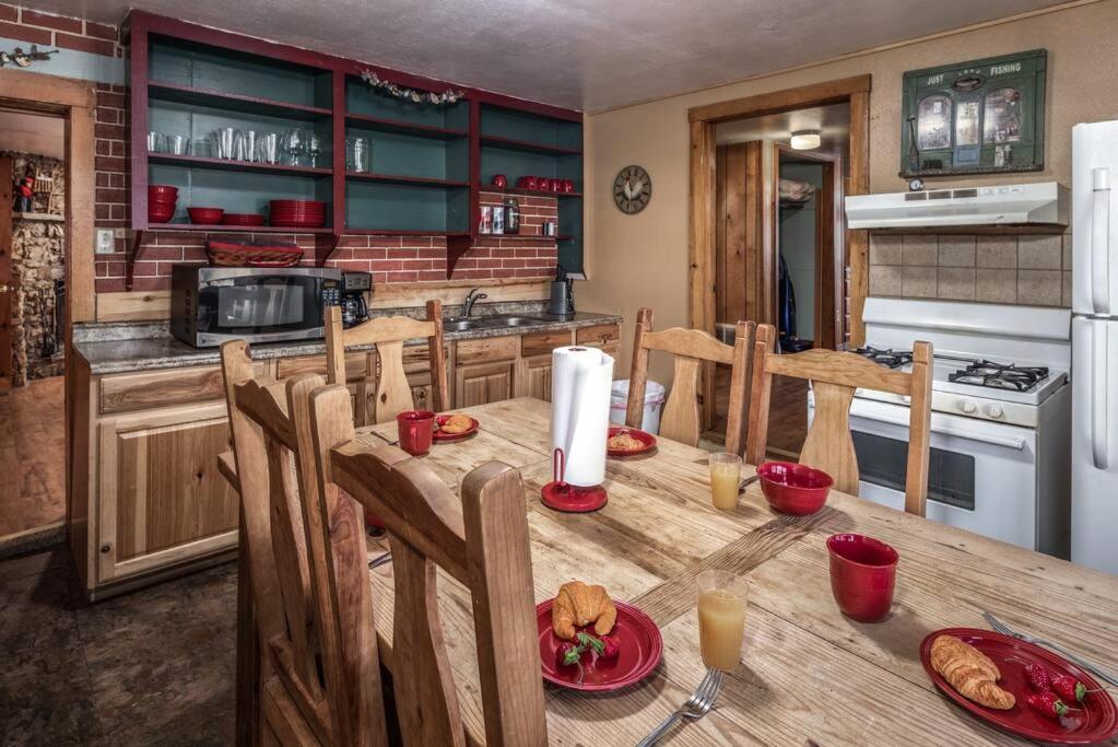 Coyote Cabin - Private Hot Tub - Upper Canyon Руідозо Екстер'єр фото